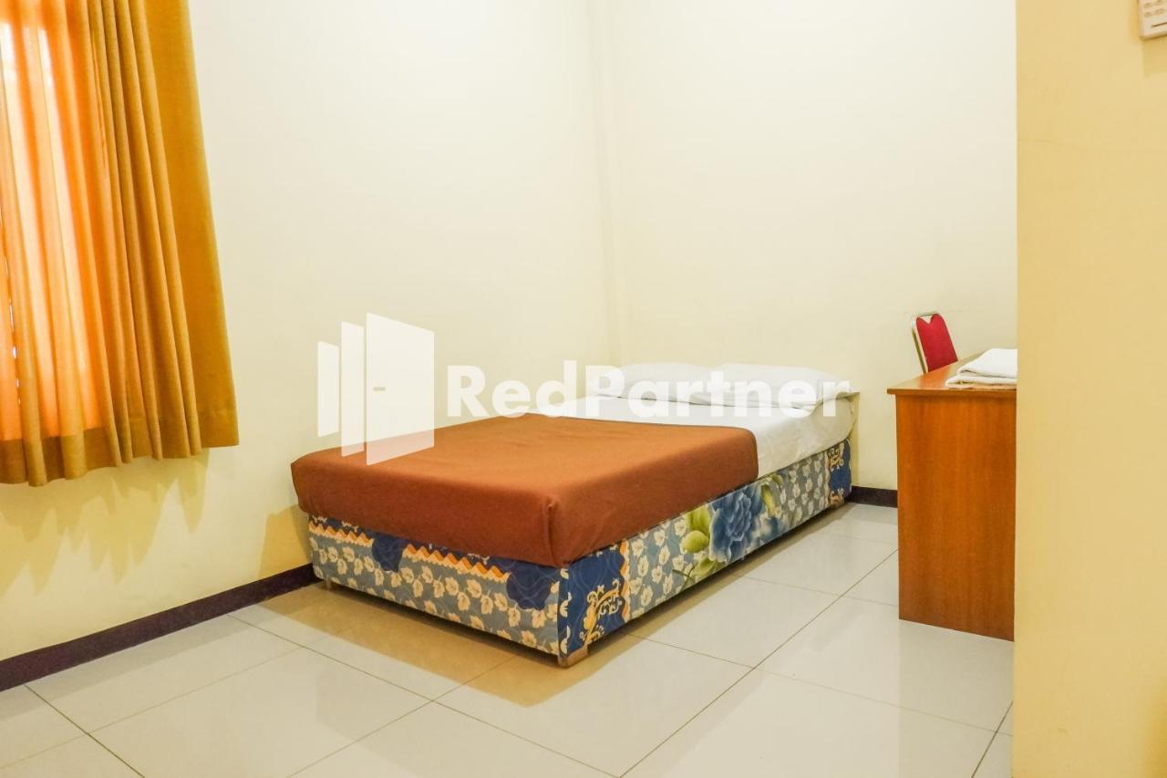 Grand Kembar Hotel Mitra Reddoorz Μπαντούνγκ Εξωτερικό φωτογραφία