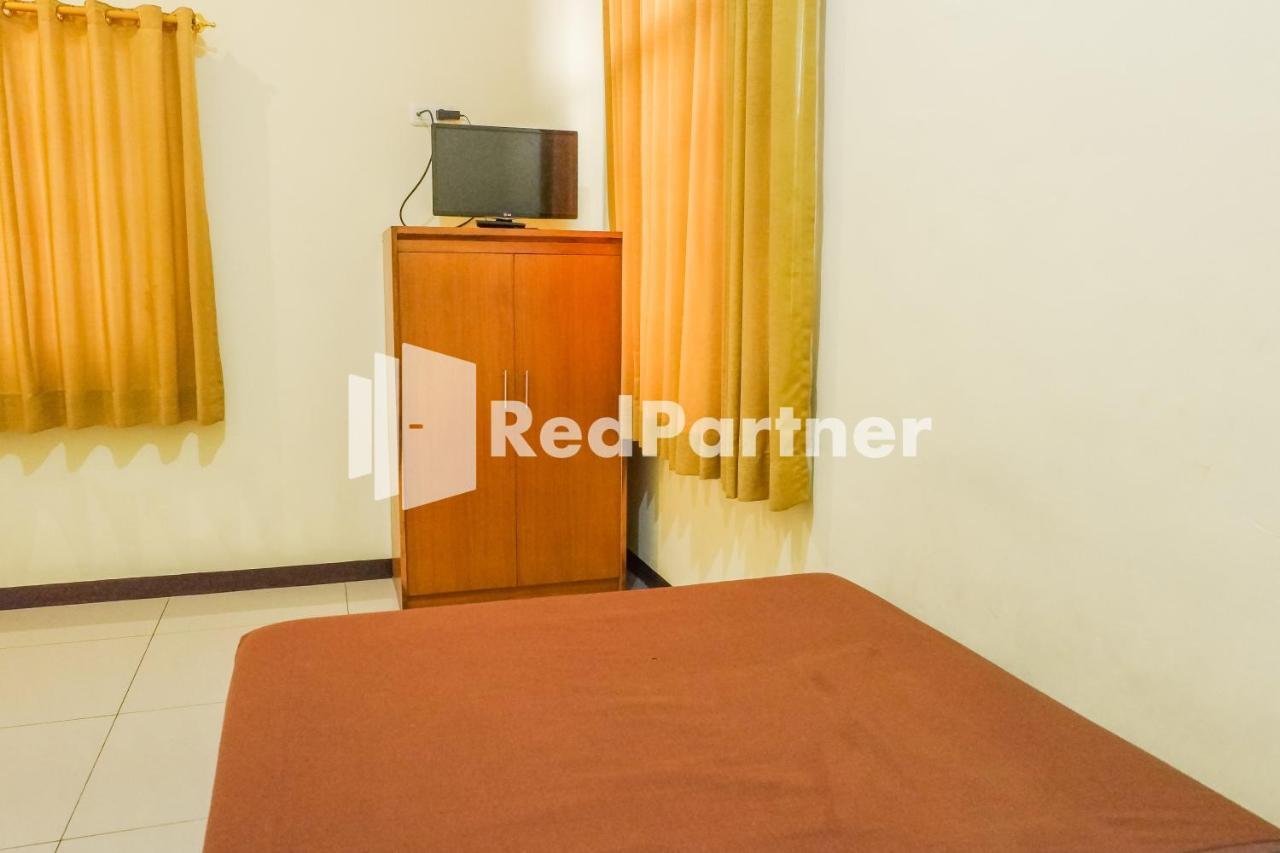 Grand Kembar Hotel Mitra Reddoorz Μπαντούνγκ Εξωτερικό φωτογραφία