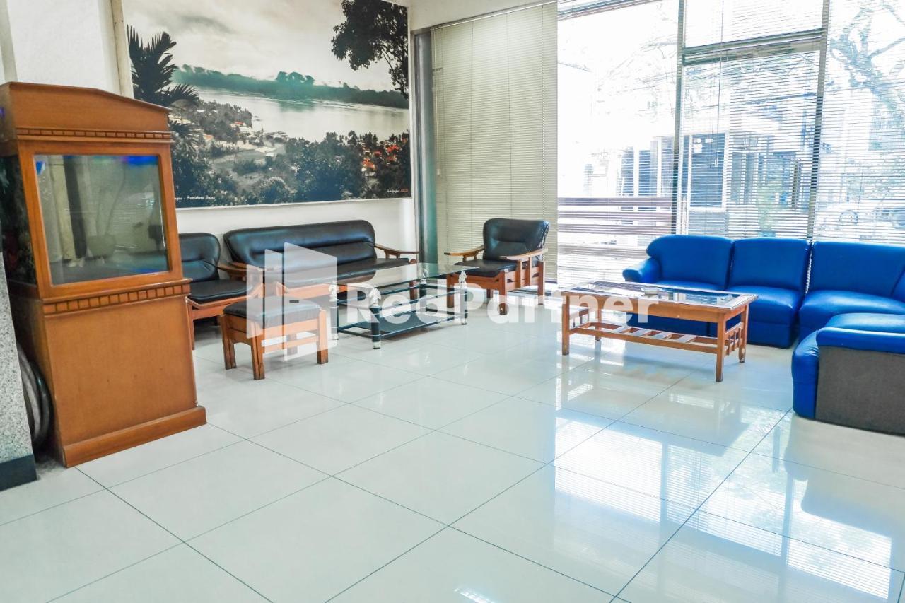 Grand Kembar Hotel Mitra Reddoorz Μπαντούνγκ Εξωτερικό φωτογραφία